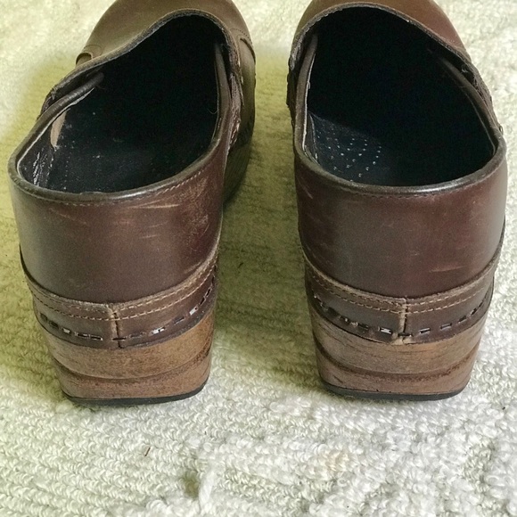 Dansko Brown Leather Clogs - Picture 3 of 6